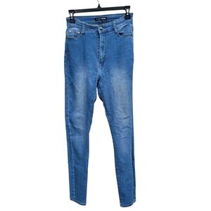 EUC Fashion Nova Classic Blue Women's Skinny Jeans